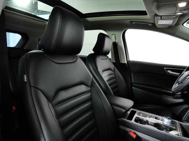 Certified 2024 Ford Edge SEL w/ Convenience Package AWD/4WD image 12