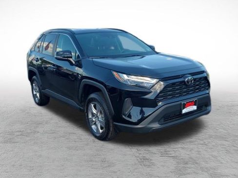 Certified 2025 Toyota RAV4 XLE AWD/4WD image 3