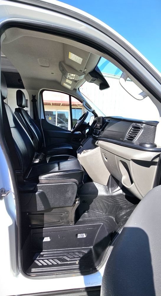 Used 2025 Ford Transit 250 Low Roof RWD image 14