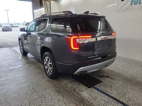 Used 2020 GMC Acadia SLT w/ Driver Alert Package II image 4
