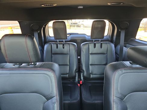 Used 2016 Ford Explorer Sport w/ Equipment Group 401A image 22