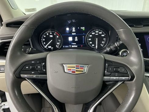 Certified 2020 Cadillac XT6 Premium Luxury FWD image 11