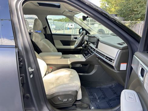 Used 2025 Hyundai Santa Fe Calligraphy AWD/4WD image 26