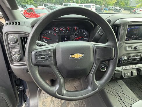 Used 2022 Chevrolet Silverado 1500 Custom image 15