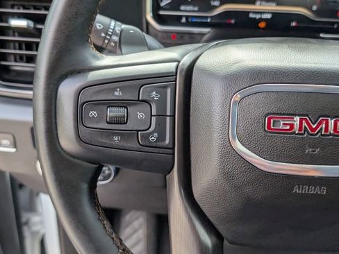 Used 2024 GMC Sierra 1500 AT4 w/ Technology Package AWD/4WD image 16