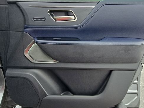 New 2026 INFINITI QX80 4WD image 47