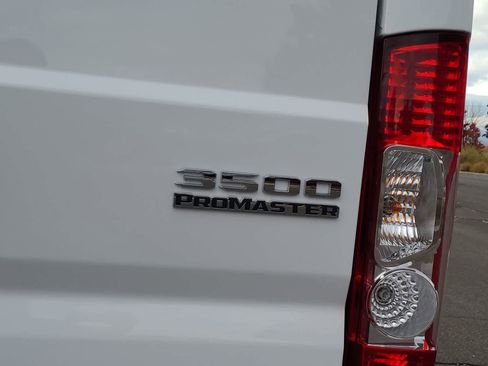 New 2026 RAM ProMaster 3500 w/ Premium Convenience Group image 15