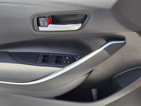 Used 2025 Toyota Corolla SE FWD image 27