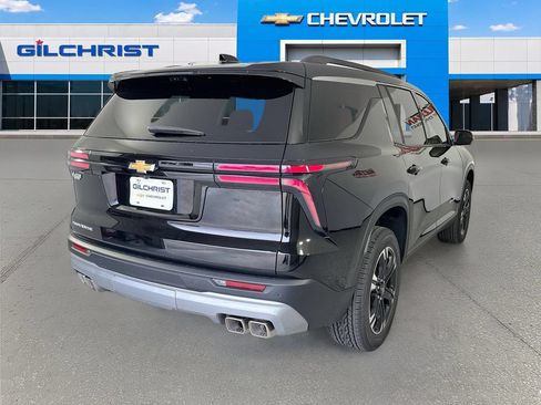New 2027 Chevrolet Traverse LT w/ Sun and Wheel Package FWD image 7