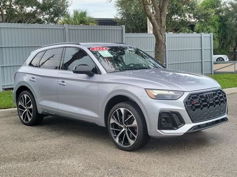 Certified 2024 Audi SQ5 Premium Plus w/ Premium Plus Package AWD/4WD image 2