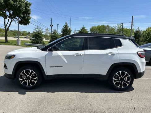 Used 2023 Jeep Compass Limited AWD/4WD image 2