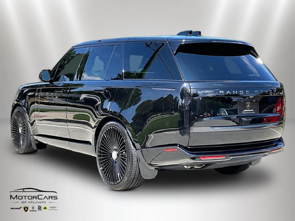 Used 2025 Land Rover Range Rover SE AWD/4WD image 11