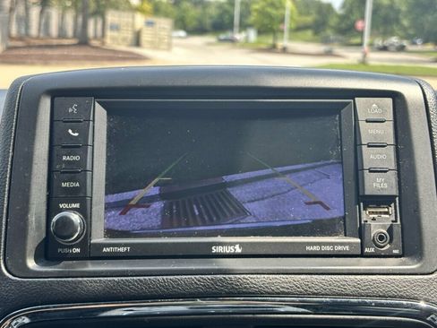 Used 2019 Dodge Grand Caravan SXT FWD image 29