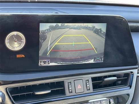 Used 2022 Lexus ES 250 w/ Premium Package image 18