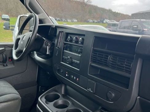 Used 2020 GMC Savana 2500 w/ Driver Convenience Package RWD image 49