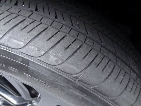 Used 2023 Toyota Highlander XSE image 26