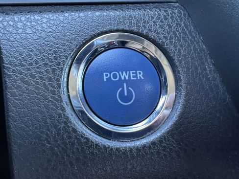 Certified 2023 Toyota Camry XLE image 30