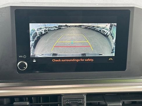 Used 2025 Toyota Tacoma SR5 image 22