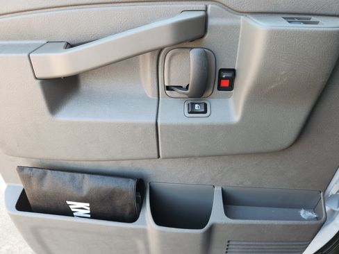 New 2025 Chevrolet Express 3500 w/ Power Convenience Package image 24