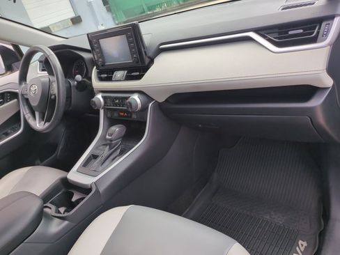 Certified 2019 Toyota RAV4 XLE Premium w/ Cold Weather Package FWD image 22
