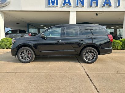 New 2025 Ford Expedition Platinum w/ Stealth Performance Package