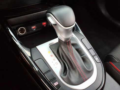 Used 2022 Kia Forte GT FWD image 19