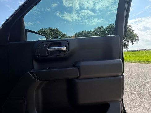 Used 2023 Chevrolet Silverado 1500 Custom w/ Rally Edition RWD image 13