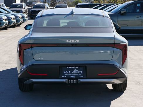 New 2026 Kia K4 LXS image 5