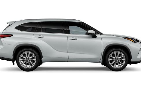 New 2026 Toyota Highlander Limited image 12