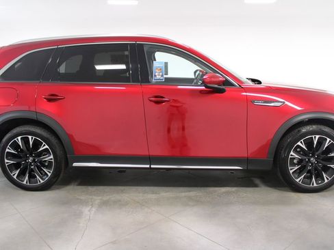 Used 2024 MAZDA CX-90 Plug-In Hybrid w/ Premium Pkg image 11