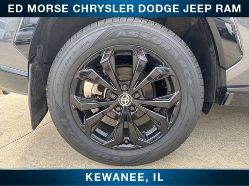 Used 2022 Toyota RAV4 XSE w/ XSE Grade Weather Package AWD/4WD image 17