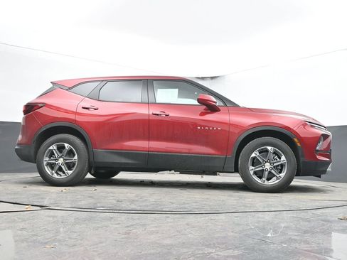 Used 2025 Chevrolet Blazer LT image 52