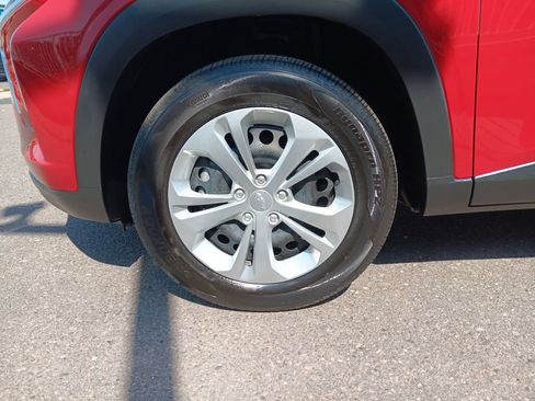 Used 2026 Chevrolet Trax LS FWD image 26