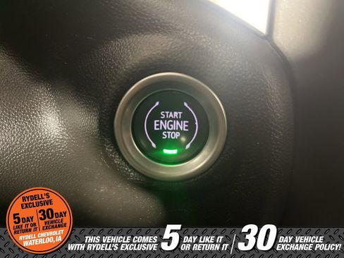 Used 2022 Chevrolet Silverado 2500 LT w/ Convenience Package image 40