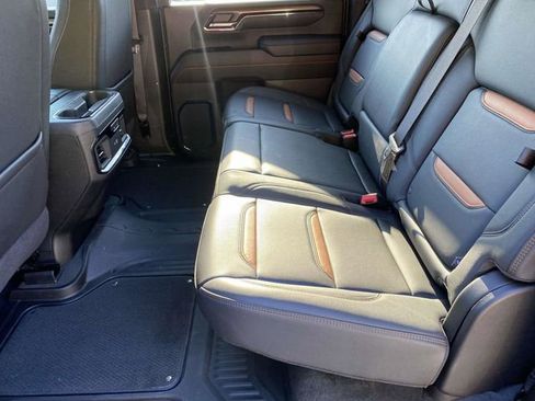 Used 2024 GMC Sierra 2500 AT4 w/ AT4 Premium Plus Package image 15