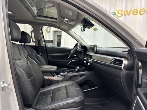 Used 2022 Kia Telluride EX w/ EX Premium Package image 35