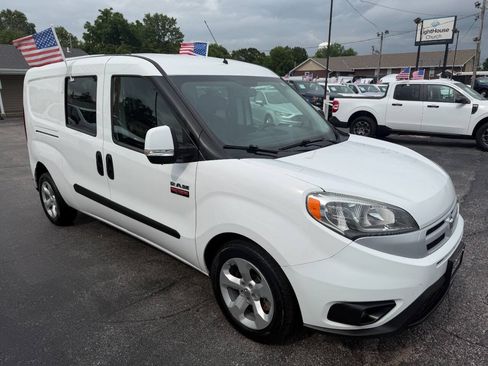 Used 2018 RAM ProMaster City SLT FWD image 4