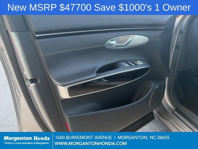 Used 2025 Genesis GV70 2.5T AWD/4WD image 13