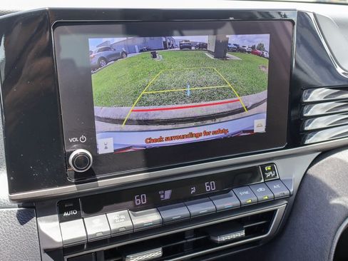 Used 2025 Toyota Camry LE FWD image 4