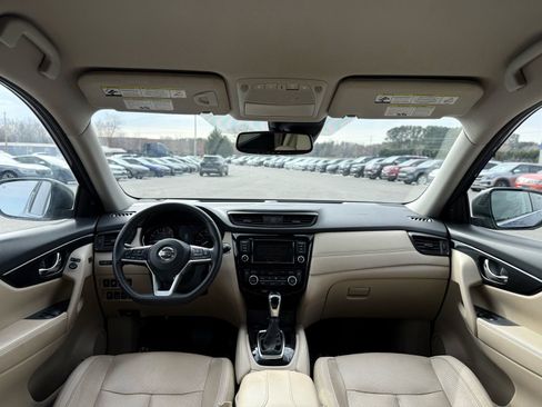 Used 2020 Nissan Rogue SL AWD/4WD image 28