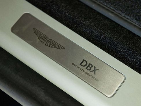 Used 2025 Aston Martin DBX 707 image 20