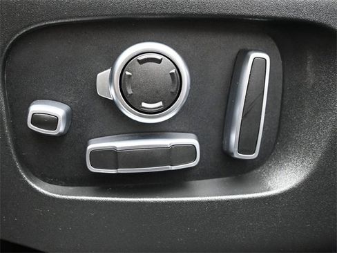 Used 2021 Land Rover Range Rover Velar R-Dynamic HSE image 11