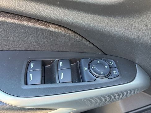 Used 2024 Chevrolet Trax RS w/ Driver Confidence Package FWD image 26