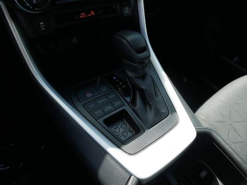 Certified 2025 Toyota RAV4 XLE AWD/4WD image 22