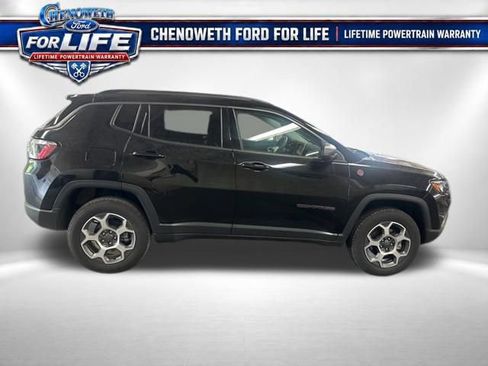 Used 2022 Jeep Compass Trailhawk AWD/4WD image 6
