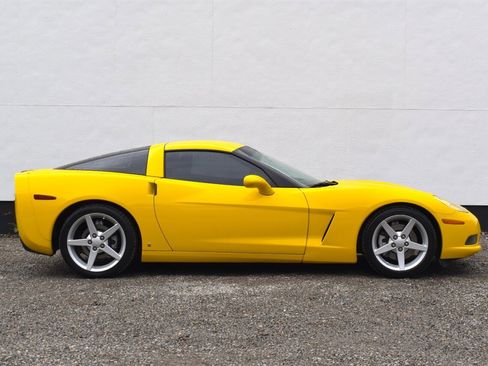 Used 2006 Chevrolet Corvette Coupe RWD image 6