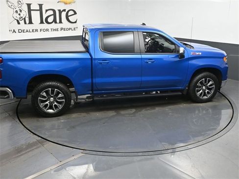 Used 2022 Chevrolet Silverado 1500 LT image 38