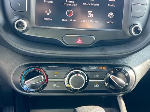 Used 2024 Kia Soul LX w/ Option Group 015 FWD image 19