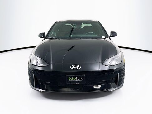 Used 2024 Hyundai Ioniq 6 SE image 2