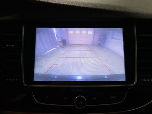 Used 2018 Buick Encore Essence FWD image 13